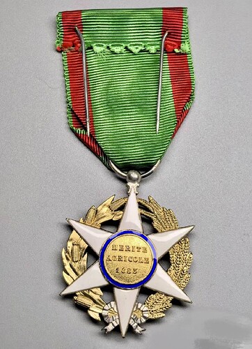 373d7f2c3e752eb1016491fad05ac554